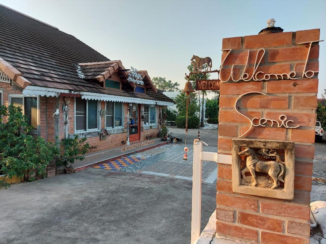 Scenic Riverside Resort Kamphaeng Phet Esterno foto